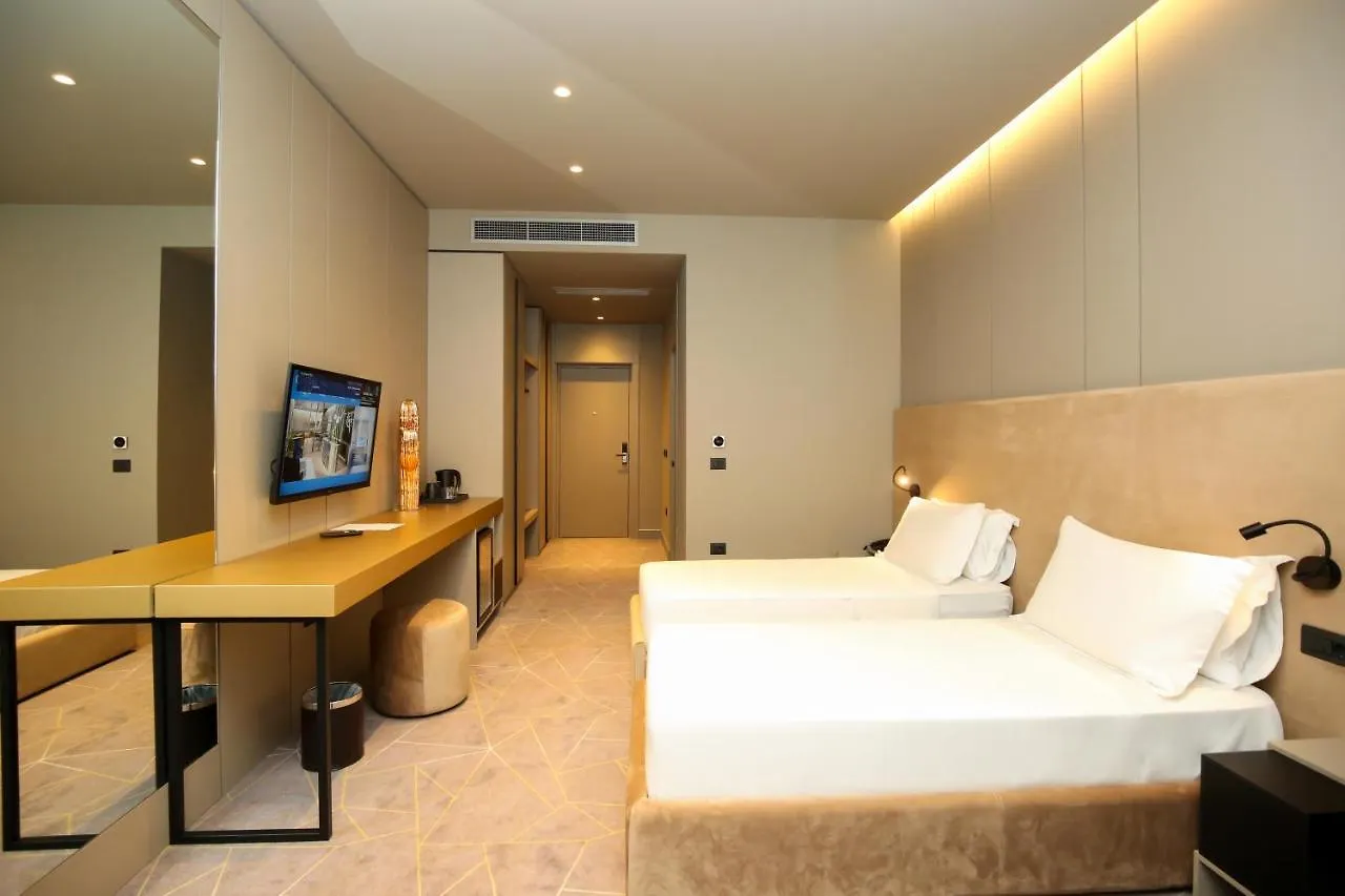 The Central View Boutique Hotel Vlorë Albanien