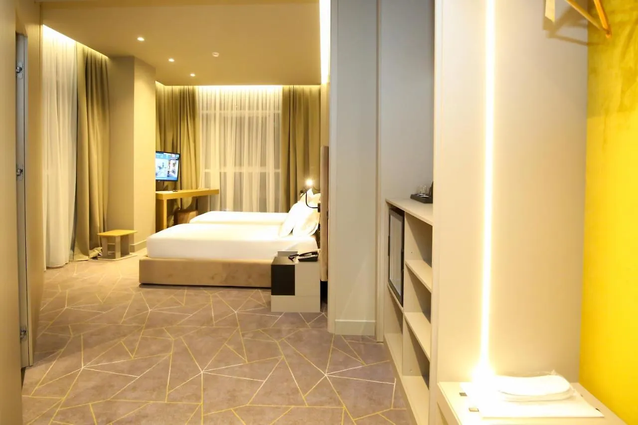 The Central View Boutique Hotel Vlorë