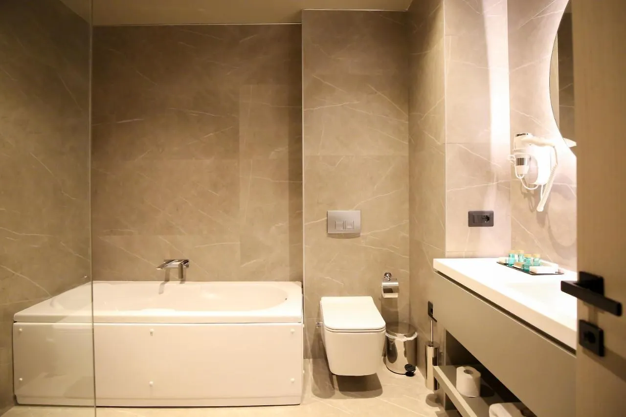 The Central View Boutique Hotel Vlorë