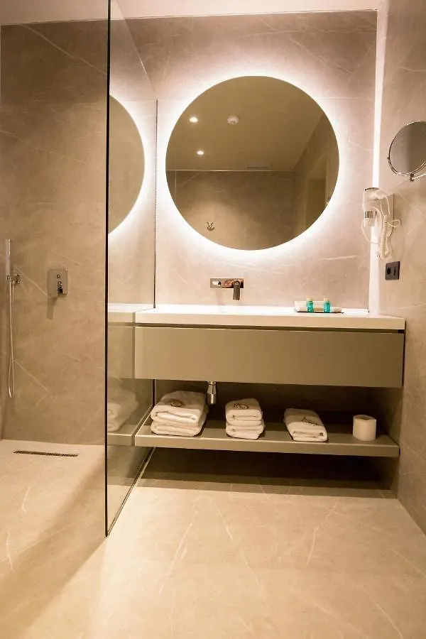 The Central View Boutique Hotel Vlorë Albanien